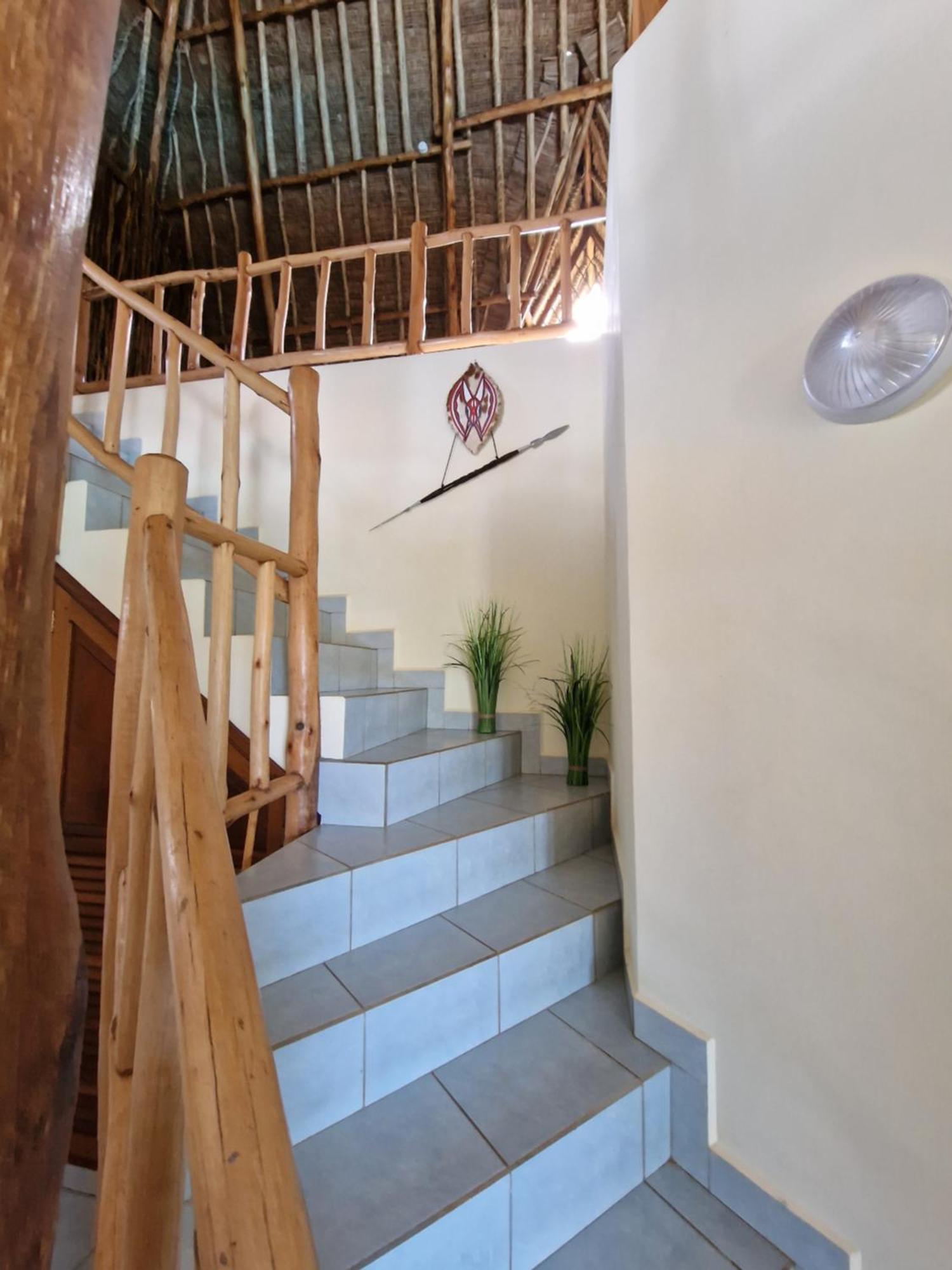 Paradiesische Villa Maisha Mazuri Mit Pool. Terrasse Und Personal Diani Beach Zewnętrze zdjęcie