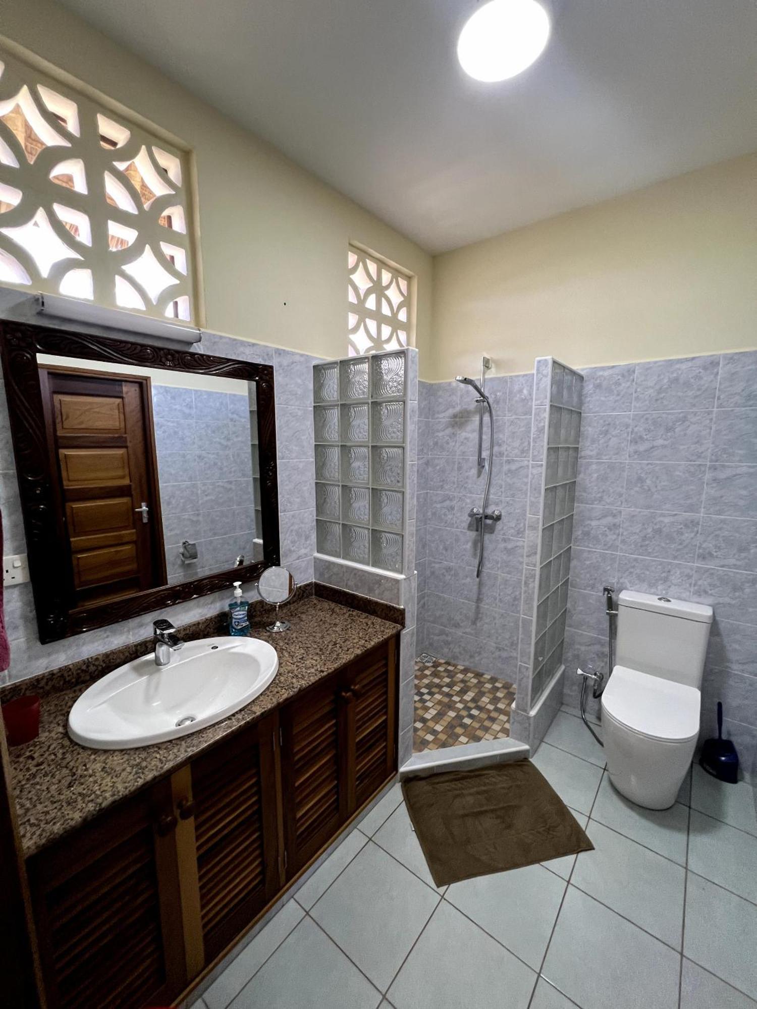 Paradiesische Villa Maisha Mazuri Mit Pool. Terrasse Und Personal Diani Beach Zewnętrze zdjęcie