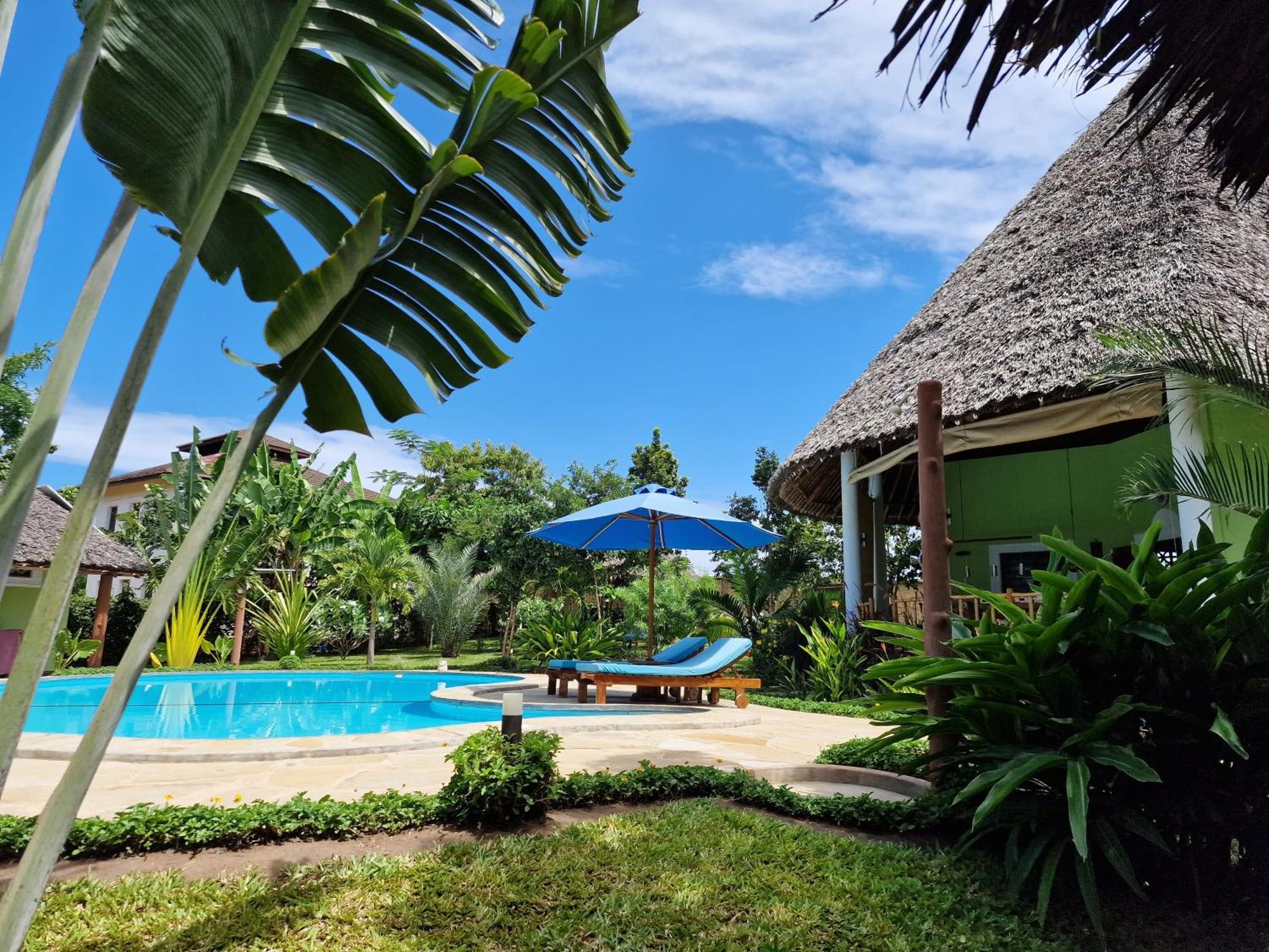 Paradiesische Villa Maisha Mazuri Mit Pool. Terrasse Und Personal Diani Beach Zewnętrze zdjęcie